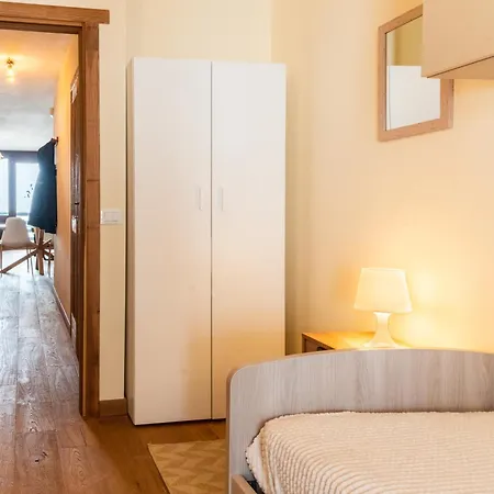 Hellochalet - The Cervino Nest Snow & Sun Apartment