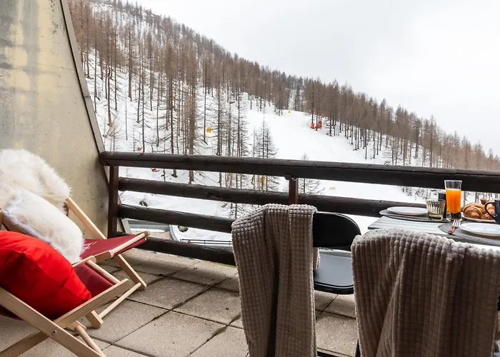 Hellochalet - The Cervino Nest Snow & Sun Apartment *