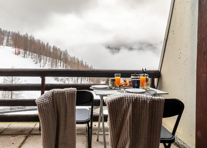 Hellochalet - The Cervino Nest Snow & Sun Apartment