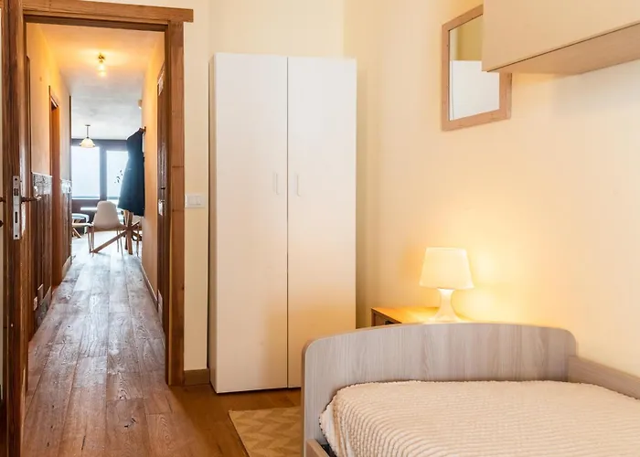 Hellochalet - The Cervino Nest Snow & Sun Apartment