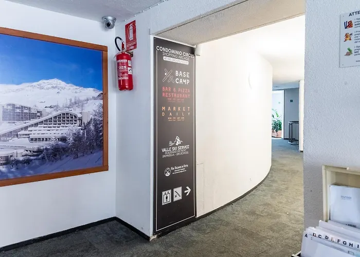 Hellochalet - The Cervino Nest Snow & Sun Apartment *